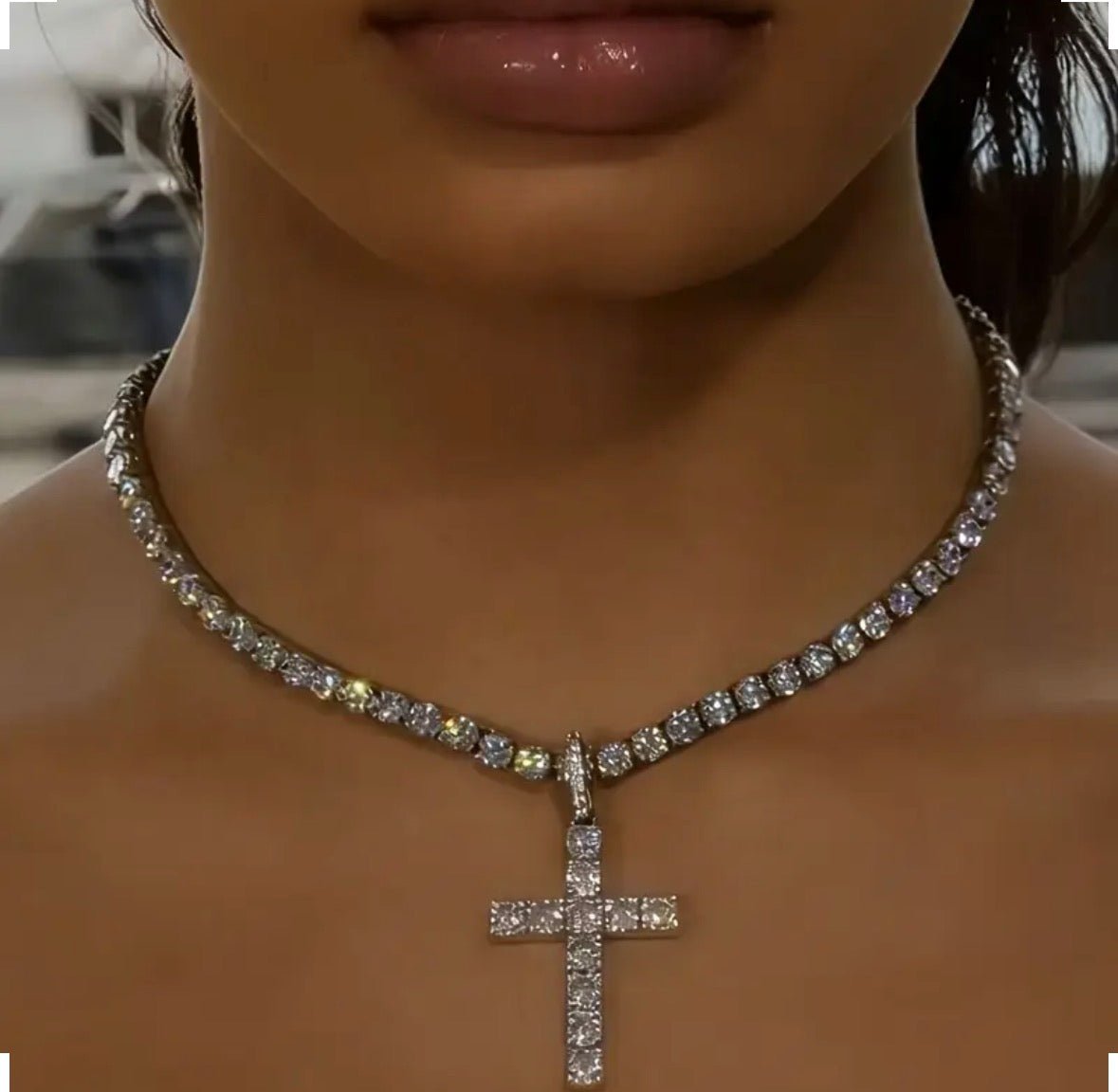 affordable luxury lifestyle brand, accessible luxury online boutique, curated high fashion essentials, private collection luxury retail, minimalist luxury fashion aesthetics, elite capsule wa