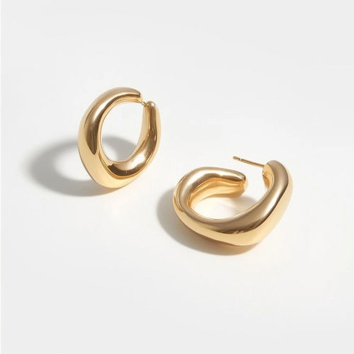 affordable luxury lifestyle brand, accessible luxury online boutique, curated high fashion essentials, private collection luxury retail, minimalist luxury fashion aesthetics, elite capsule wa